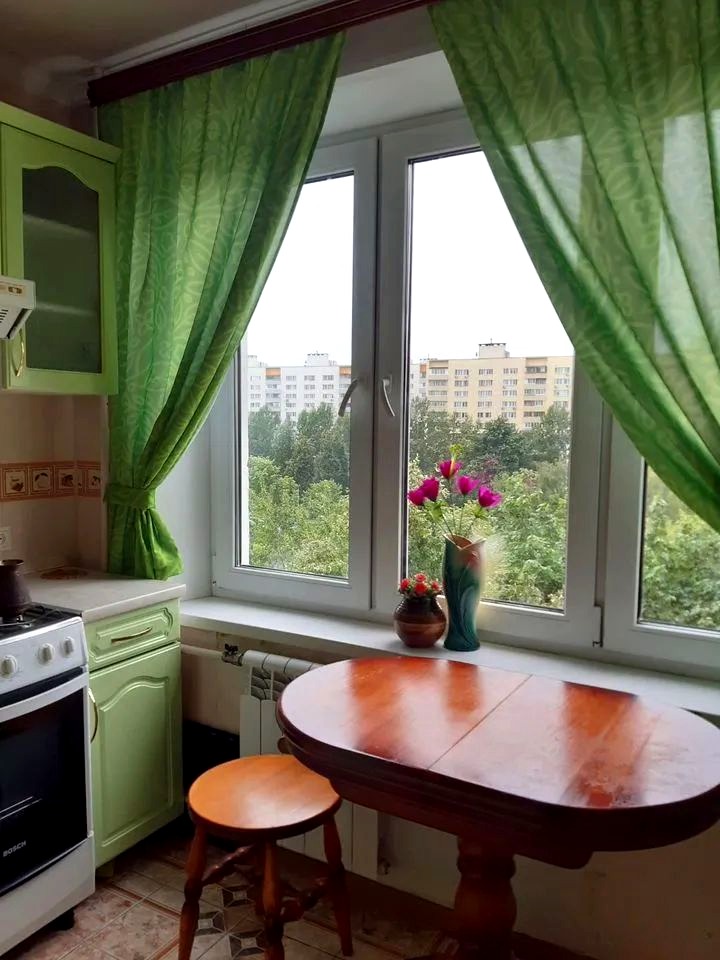 2-комнатная квартира в аренду, Москва, Бирюлёвская ул. 3к1 — 70 000 ₽/мес