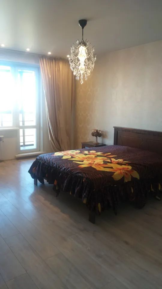1-комнатная квартира в аренду, ул. Демьяна Бедного, 57 — 50 000 ₽/мес