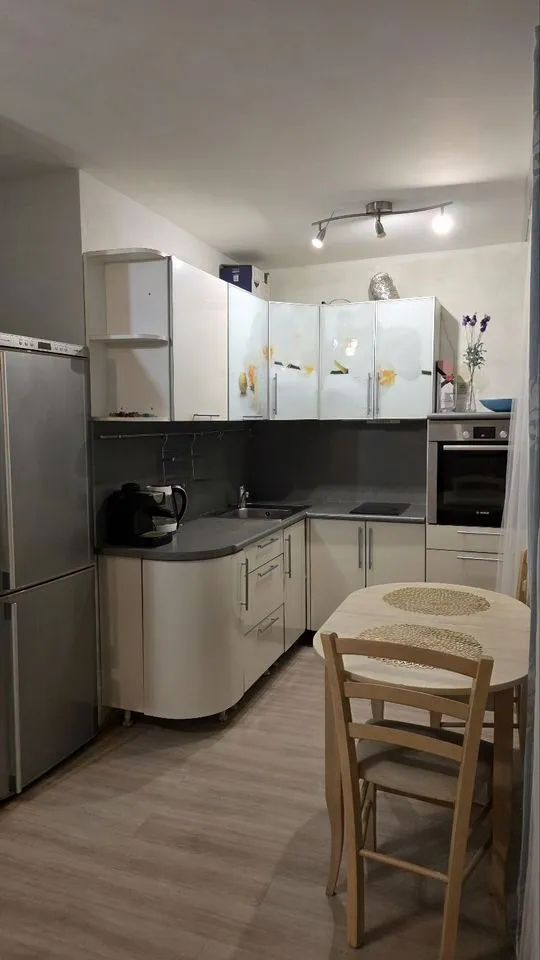2-комнатная квартира в аренду, Новосибирская обл. Новосибирск, Ленинградская ул. 100 — 40…